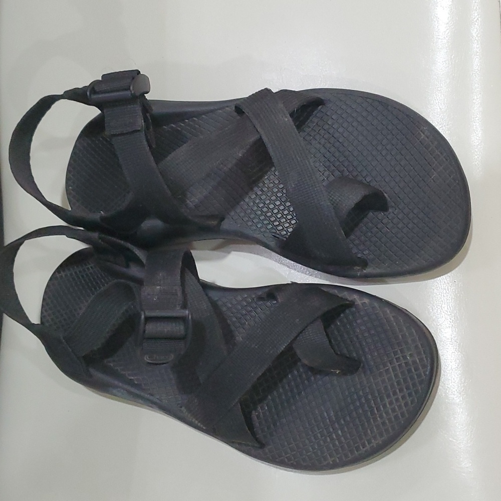 Chaco woman's classic  black sandals size 9